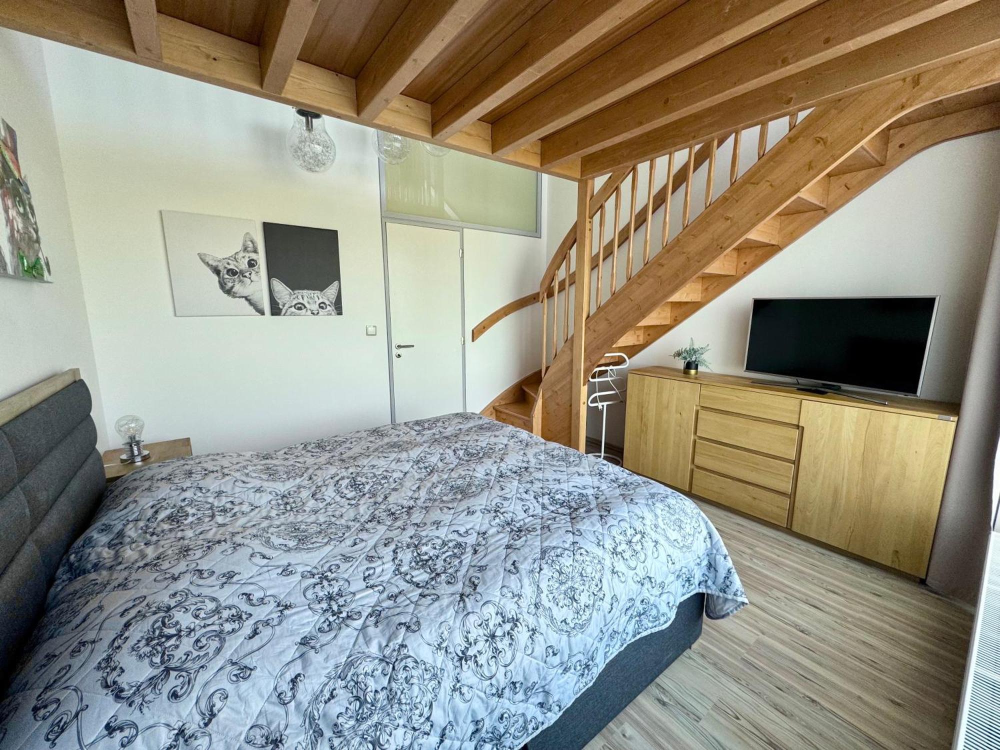 Miky Apartman Klinovec Garden โลชนา โปด กลิโนฟเซม ภายนอก รูปภาพ
